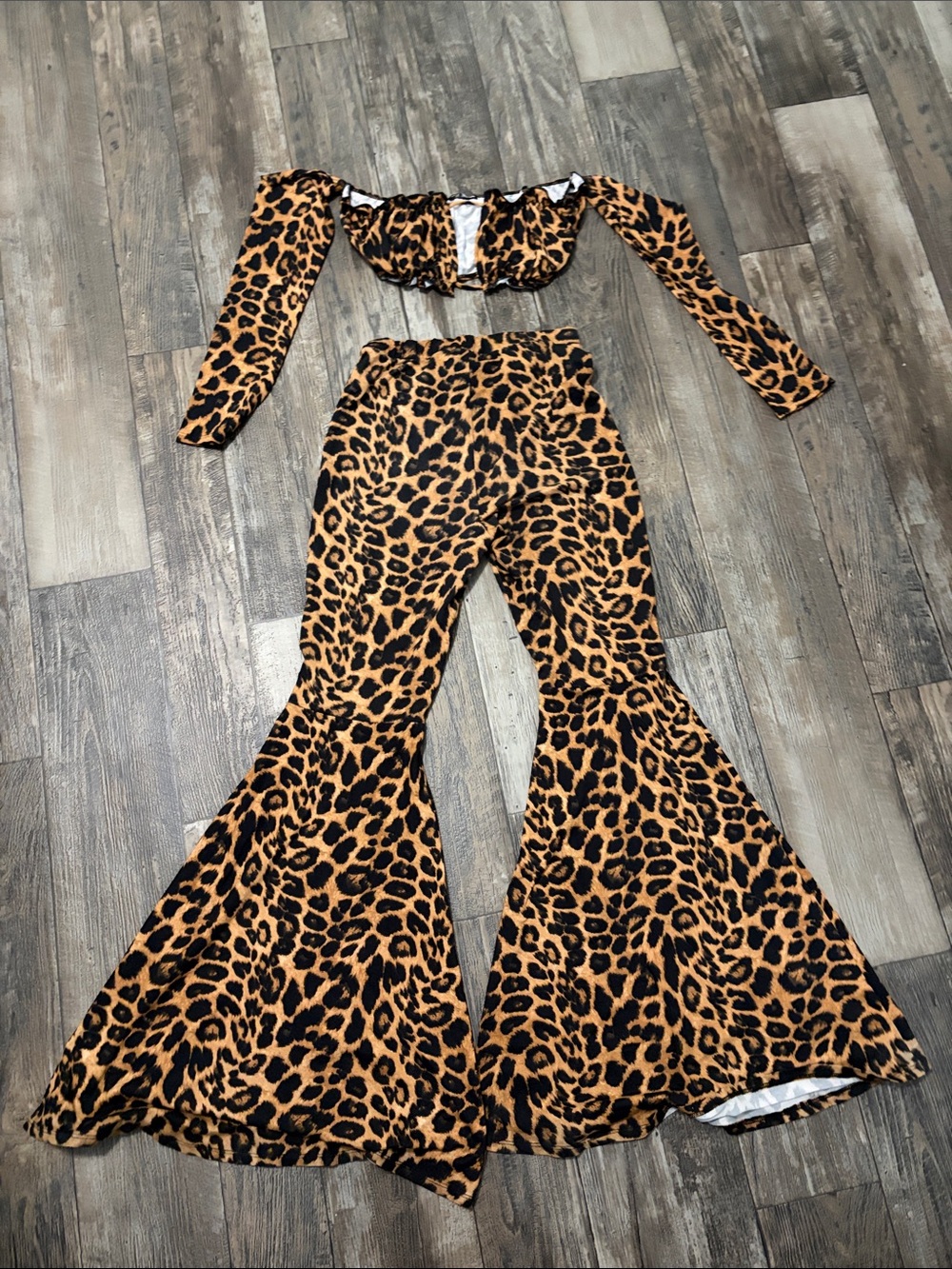 Fashion Nova Leopard Print Bell Bottom Set - Tan & Black
